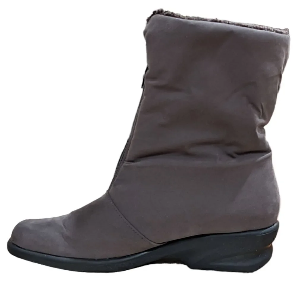 Toe Warmers Michelle Canada Suede WaterProof Zip Up Boots Size 12 S